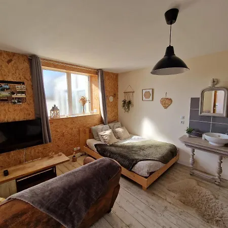Le Garage Apartment *